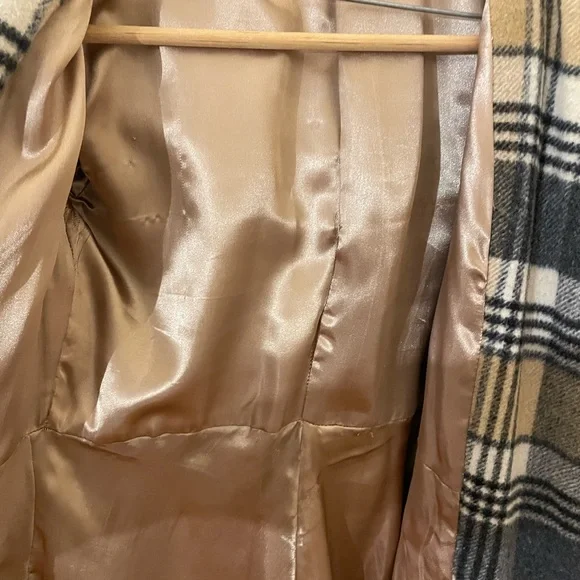 Vintage 1970’s Plaid Wool Coat - Picture 10 of 14